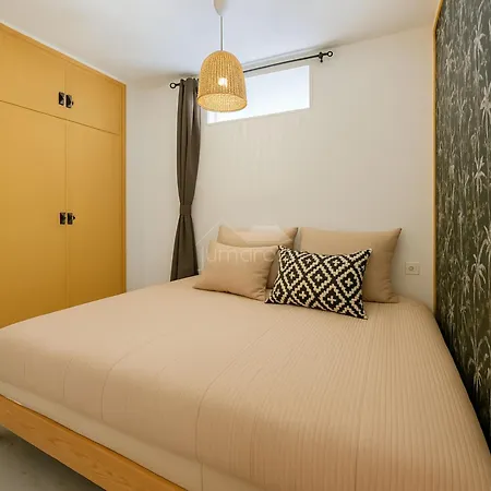 Apartment Bord De